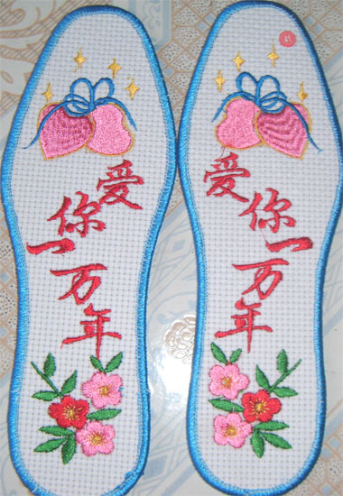 電腦繡花鞋墊