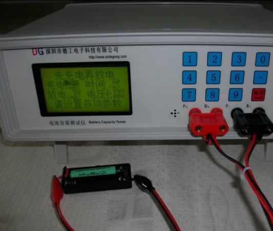 電池充放電性能綜合檢測儀器 連接電腦生成充放電曲線及測試結果報告可打印