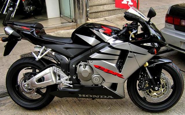 供應(yīng)本田摩托車CBR250RR