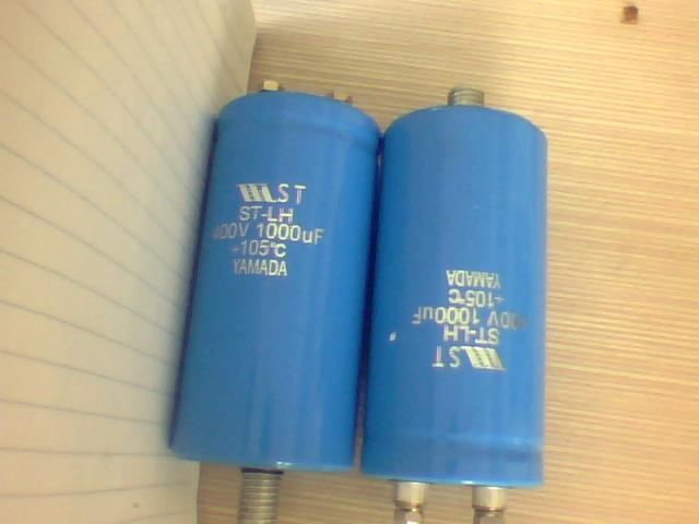 螺栓式鋁電解電容
