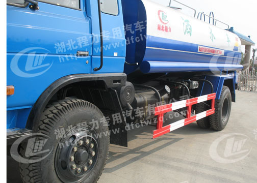 東風153平頭灑水車（裝水15噸）技術資料原始圖片3