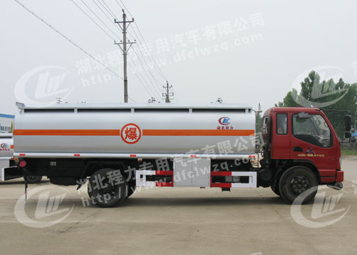 福田加油車(chē)原始圖片2