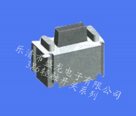 輕觸開關