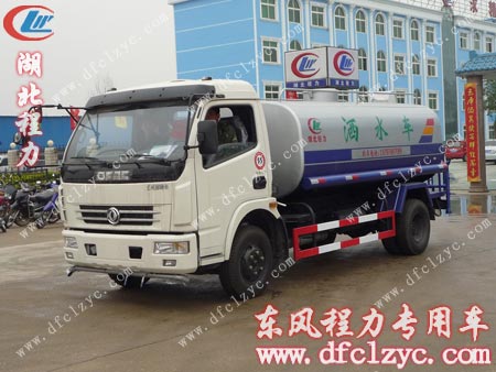 東風多利卡灑水車