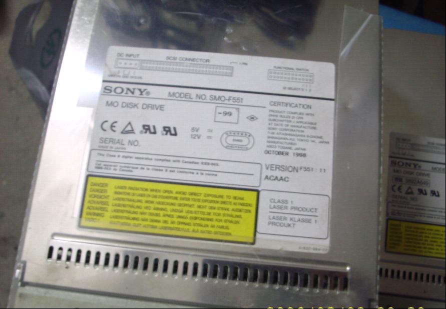富士通MCE3130SS/AP內(nèi)置SCSI 1.3G MO