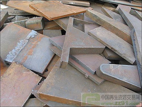 南海廢鐵回收公司回收工業廢鐵、雜鐵、沖壓鐵、工業鐵、鐵邊角料原始圖片3
