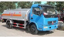 東風金霸小型加油車
