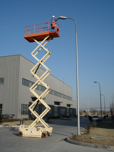 套筒式高空作業平臺/進口高空作業平臺