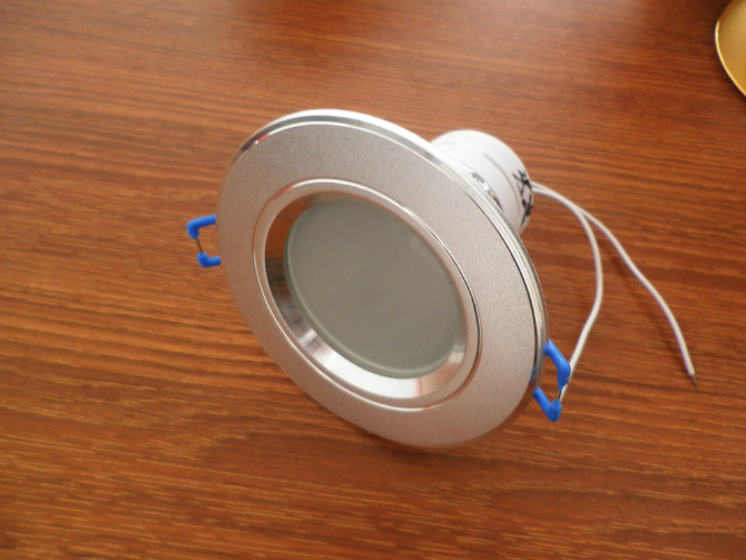 LED