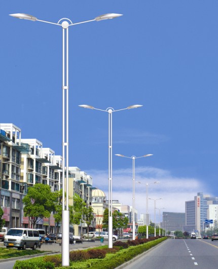LED路燈  揚(yáng)州市安定燈飾制造有限公司