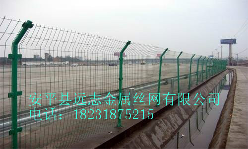 公路護欄網(wǎng)，市政護欄網(wǎng)，開發(fā)區(qū)護欄網(wǎng)