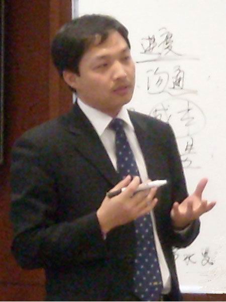 項目管理實戰專家黃飛宏老師