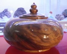 金絲楠香港拍賣火熱征集中13802988814