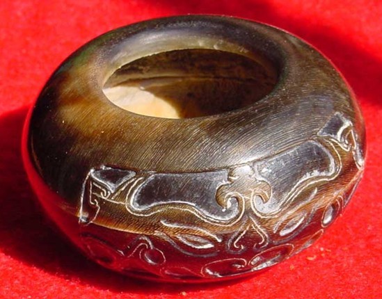 翡翠玉器哪里拍賣鑒定最權(quán)威價(jià)值{zg} 價(jià)格咨詢13802988814