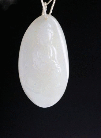 和田羊脂玉如何估價，2013年羊脂玉多少錢一克