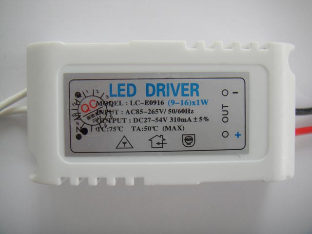 專業(yè)生產(chǎn)LED驅(qū)動電源