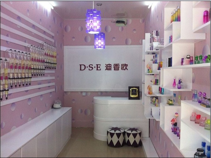 梧州香水吧，北海香水吧加盟，化妝品店加個香水吧
