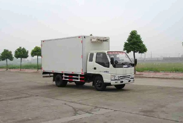 江西江鈴汽車(chē)改裝冷藏車(chē)系列丨新款凱運(yùn)單排冷藏車(chē)價(jià)格丨藍(lán)牌冷藏車(chē)價(jià)格