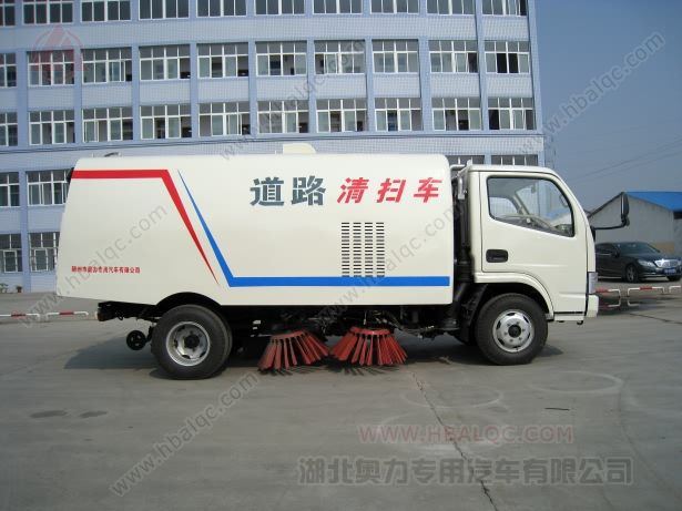 東風福瑞卡掃路車(5立方)