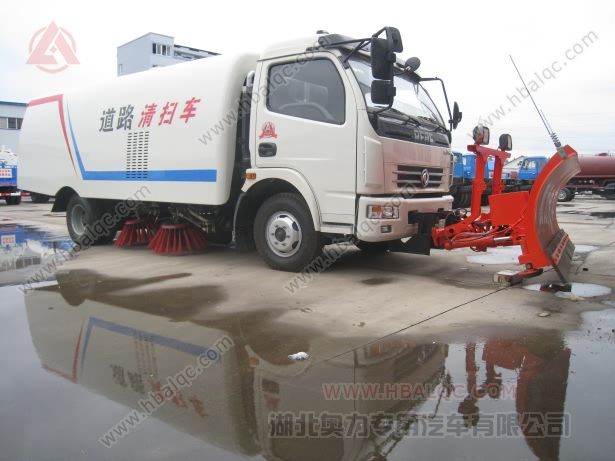 東風金霸115馬力掃路車,東風金霸掃路車,6噸掃路車,東風掃路車