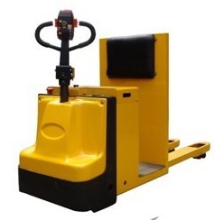 供應(yīng)佛山諾力機(jī)械設(shè)備電動(dòng)堆高車