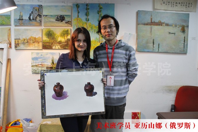 上海英豪美術(shù)培訓(xùn)學(xué)校十一年美術(shù)高考輔導(dǎo)經(jīng)驗(yàn)!名校師資!協(xié)議保障