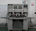 振宇達(dá)中小尺寸背光機(jī)，邦定機(jī)