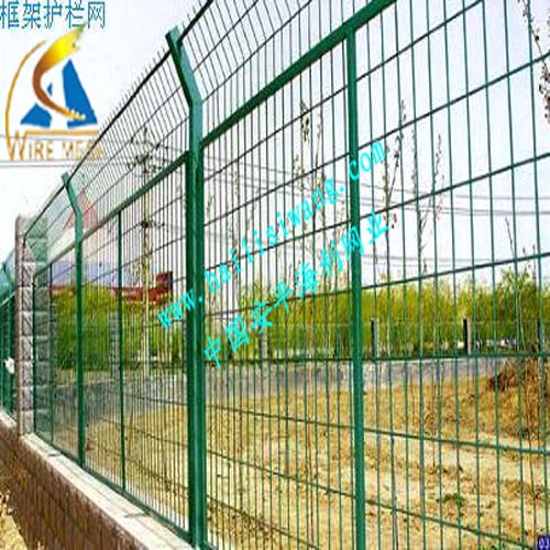 海利-護(hù)欄網(wǎng) 鐵路防護(hù)網(wǎng) 監(jiān)獄圍網(wǎng) 小區(qū)護(hù)欄網(wǎng) 隔離網(wǎng)原始圖片3