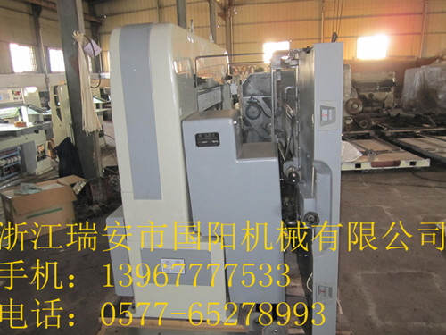 |920型對(duì)開(kāi)液壓程控、|數(shù)顯切紙機(jī)系列