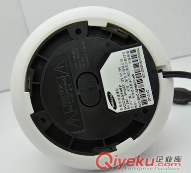仿三星日夜型高清變焦半球攝像機SCC-B5368P