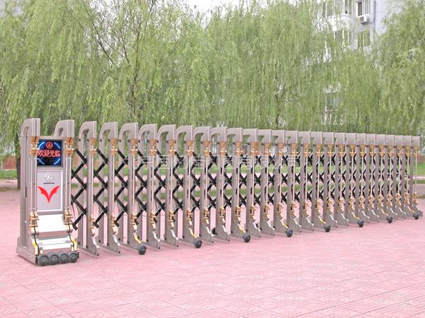 北京卷簾門，北京車庫門，北京伸縮門，北京電動(dòng)卷簾門，北京不銹鋼卷簾門，北京防火卷簾門，ts車庫門，保溫卷簾門，電動(dòng)卷簾門，卷簾門