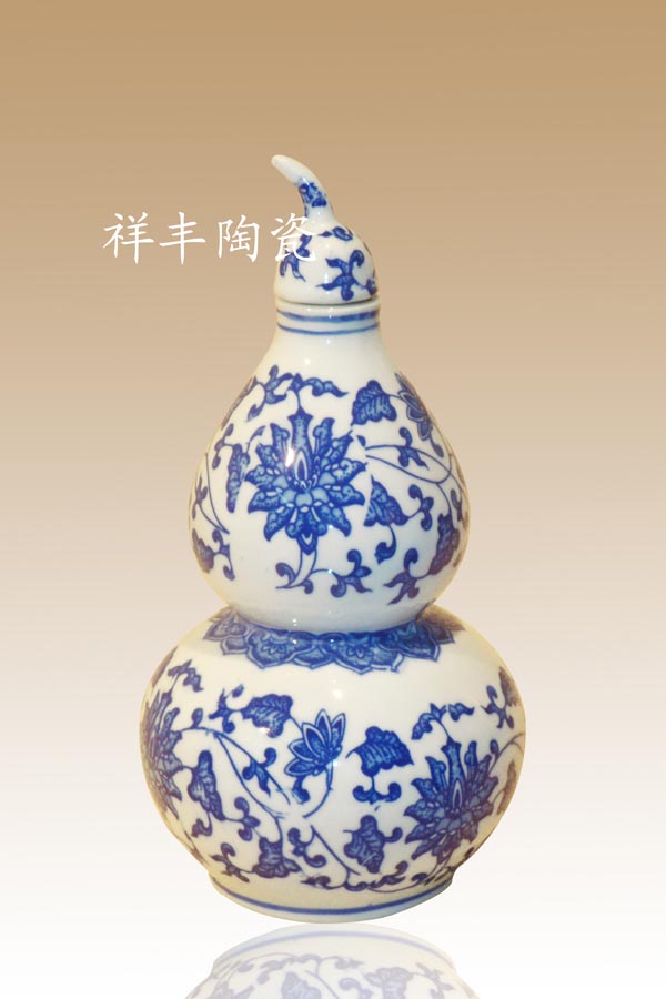 景德鎮(zhèn)瓷酒瓶  景德鎮(zhèn)瓷酒瓶  景德鎮(zhèn)瓷酒瓶原始圖片3