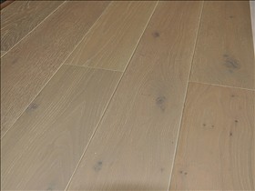 zz美國(guó)白橡木實(shí)木地板原始圖片2