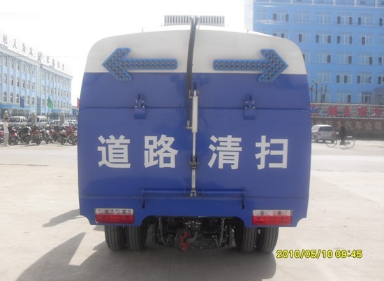 道路清掃車