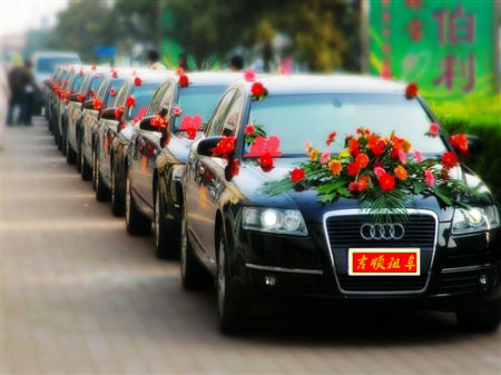長沙租車提供：跨界SUV林肯MKT出租，長沙sg
