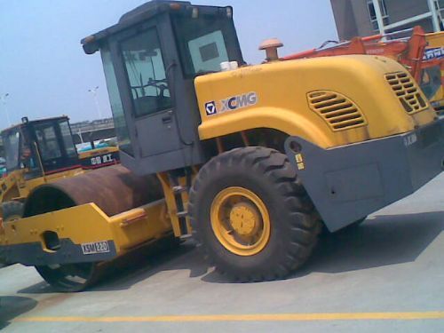 二手22噸壓路機-二手徐工振動壓路機