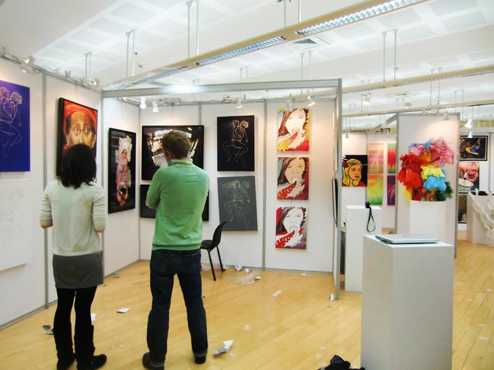 書畫屏風(fēng)展板 圖片作品展展板 藝術(shù)攝影展 八棱柱鋁框架 屏風(fēng)展架 原始圖片2